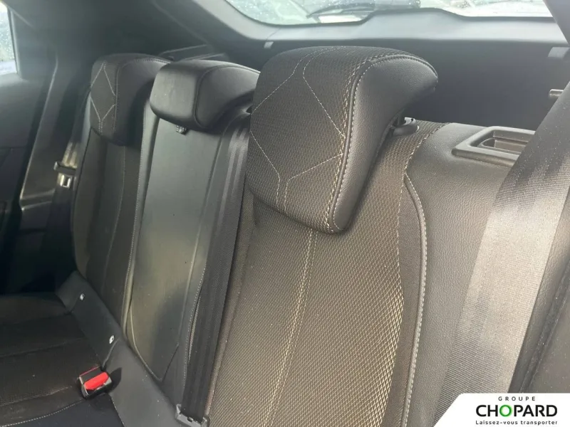 Image secondaire du véhicule 12