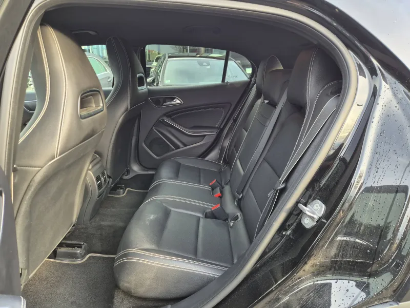 Image secondaire du véhicule 12