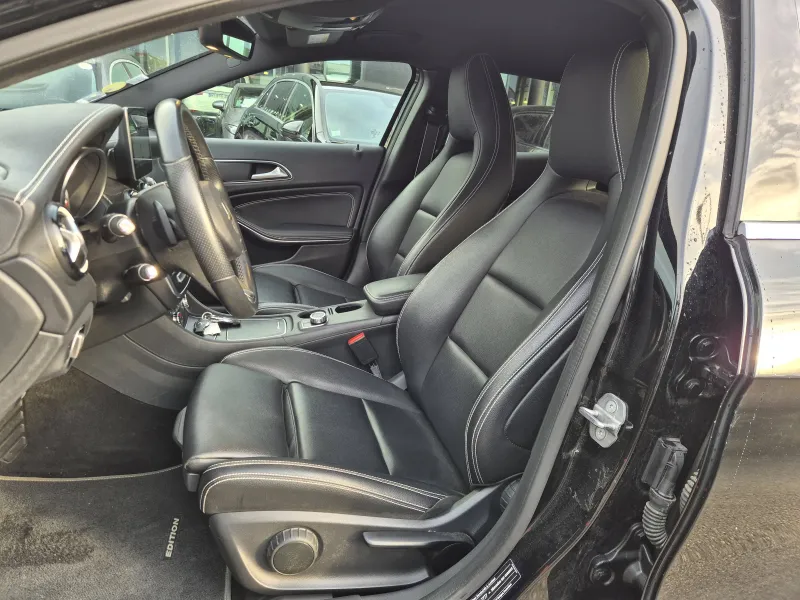 Image secondaire du véhicule 14