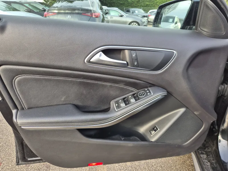 Image secondaire du véhicule 15