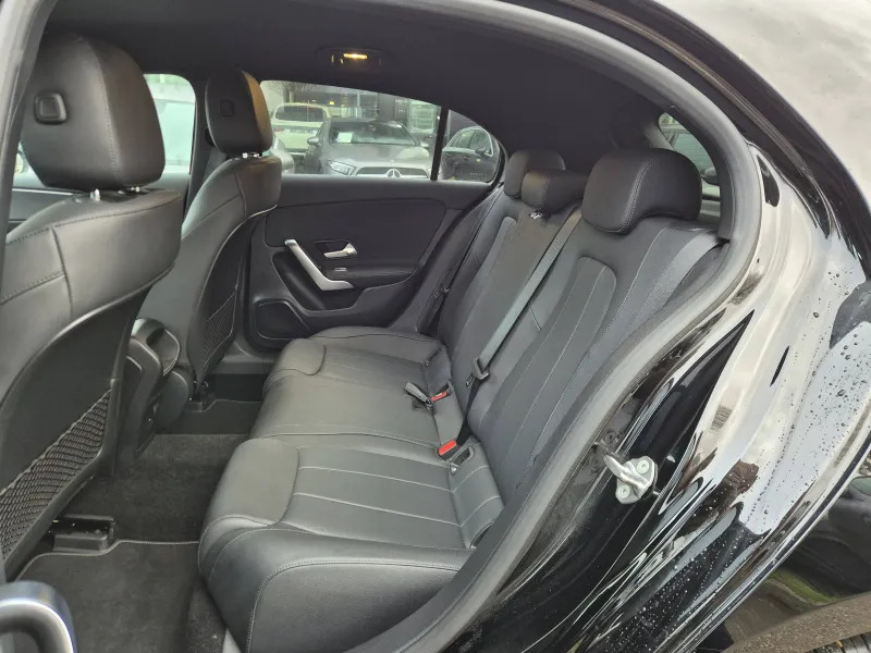 Image secondaire du véhicule 9