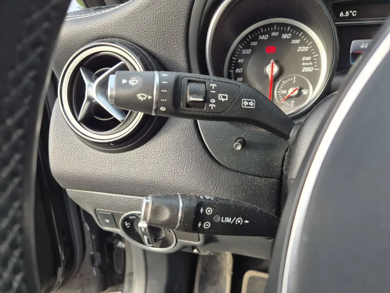 Image secondaire du véhicule 19