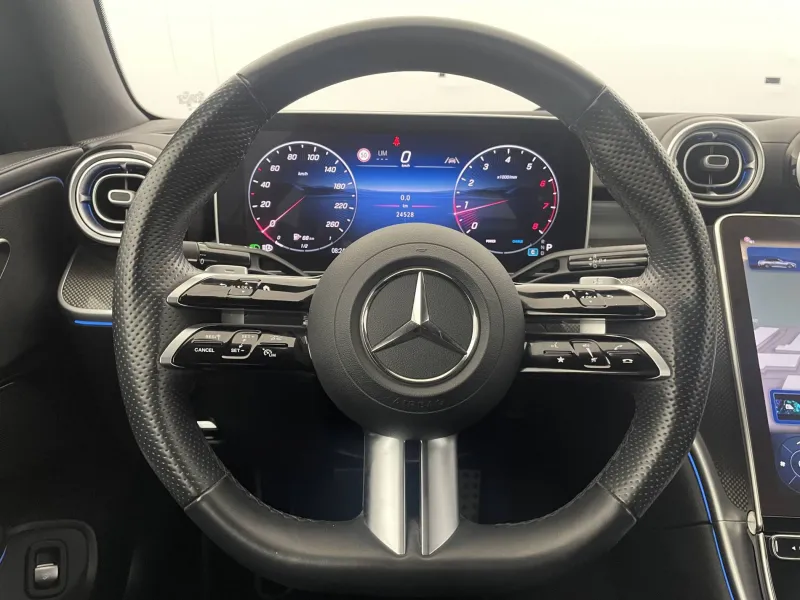 Image secondaire du véhicule 24