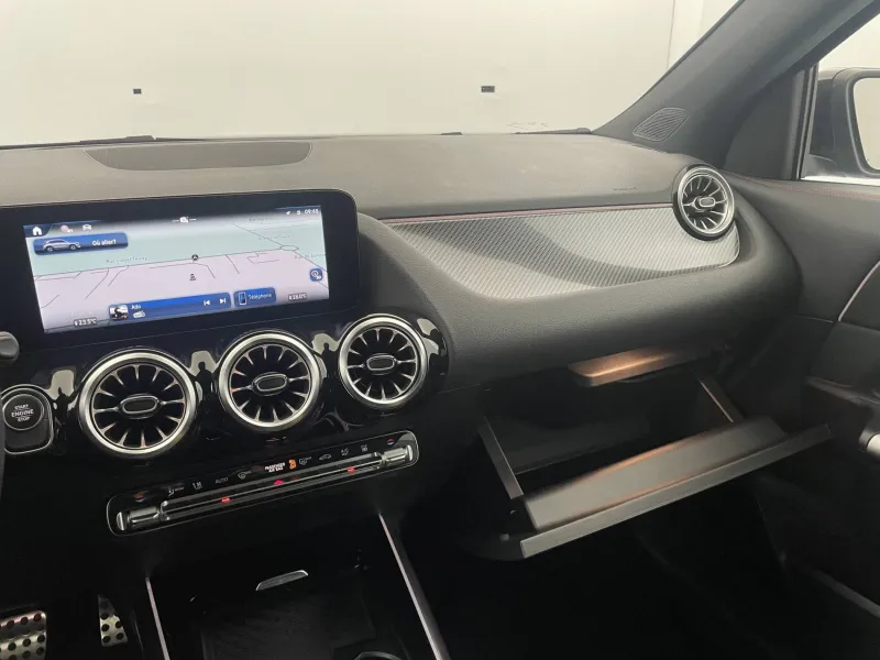 Image secondaire du véhicule 29