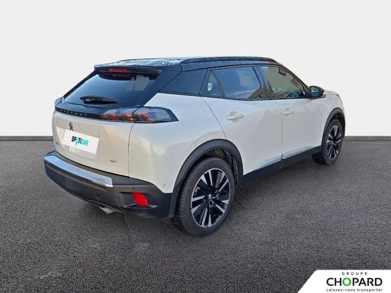 Image secondaire du véhicule 4