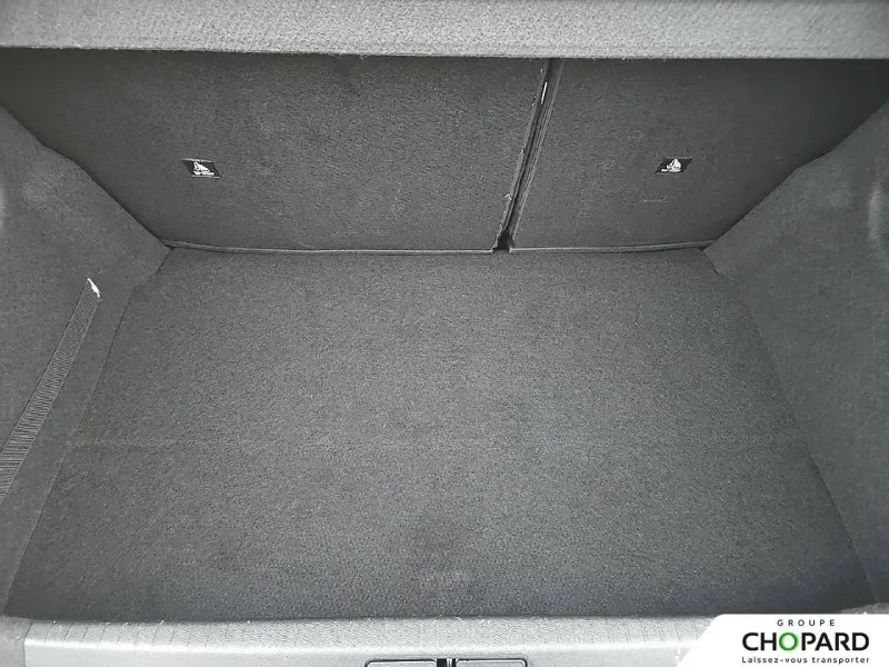 Image secondaire du véhicule 9