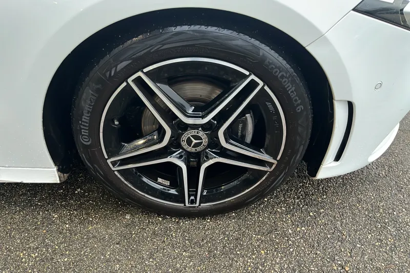 Image secondaire du véhicule 15