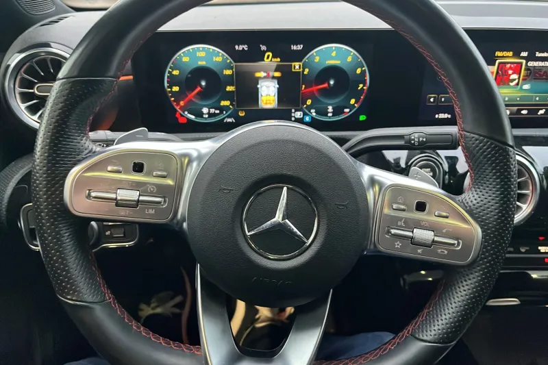 Image secondaire du véhicule 21