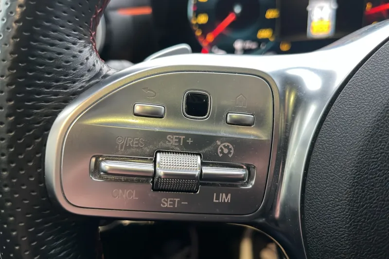 Image secondaire du véhicule 23