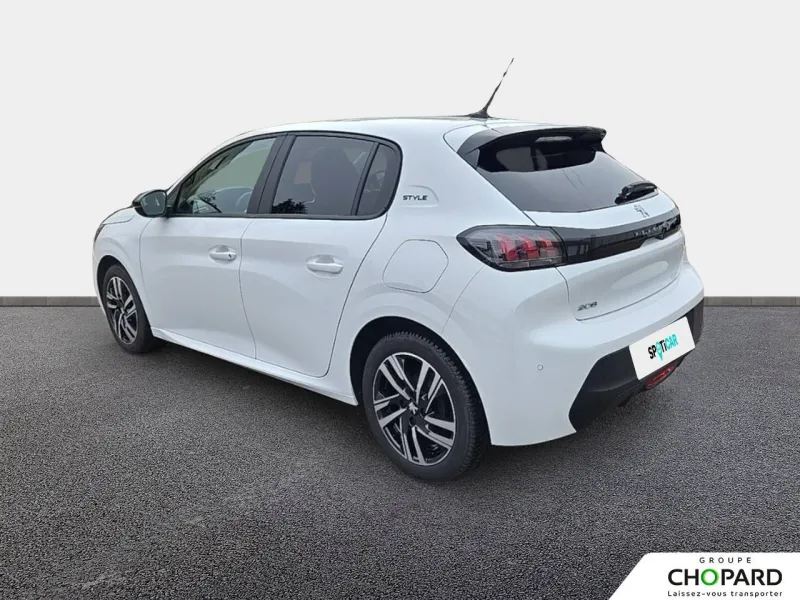 Image secondaire du véhicule 8