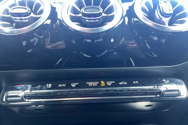 Image secondaire du véhicule 22