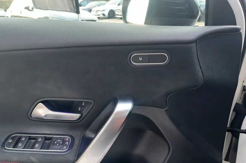 Image secondaire du véhicule 53