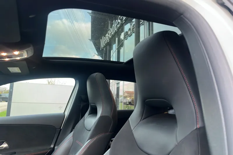 Image secondaire du véhicule 54