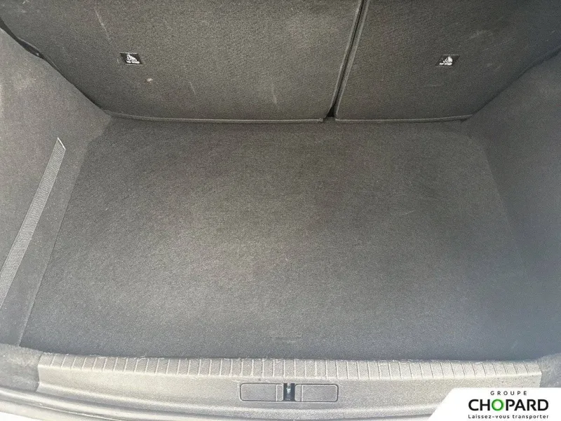 Image secondaire du véhicule 9