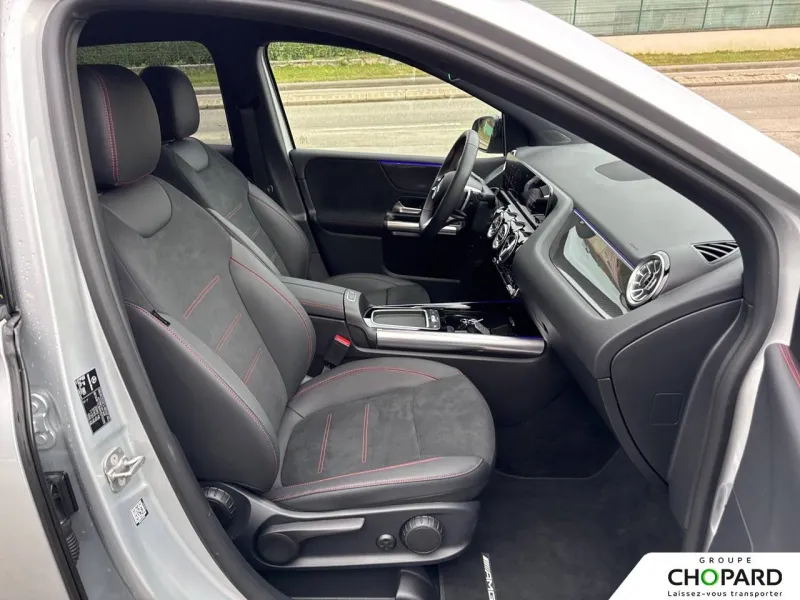 Image secondaire du véhicule 14