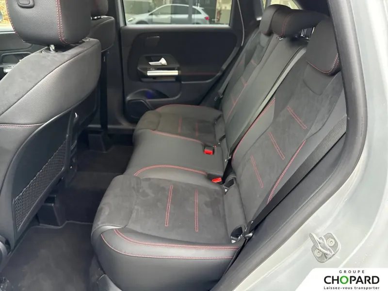 Image secondaire du véhicule 19