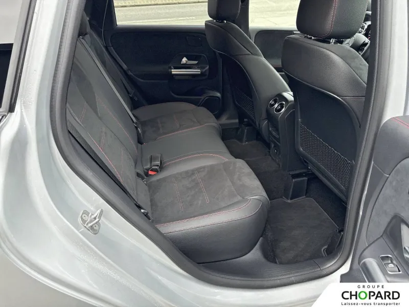 Image secondaire du véhicule 21