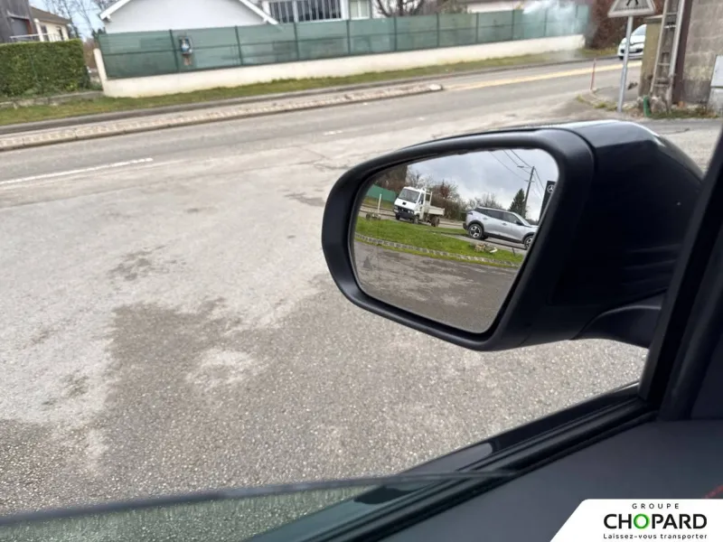 Image secondaire du véhicule 22