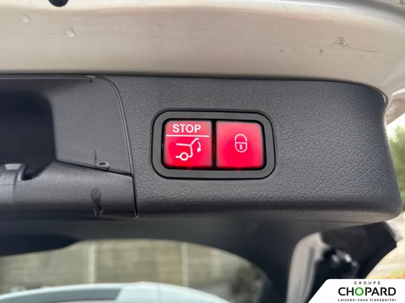 Image secondaire du véhicule 23