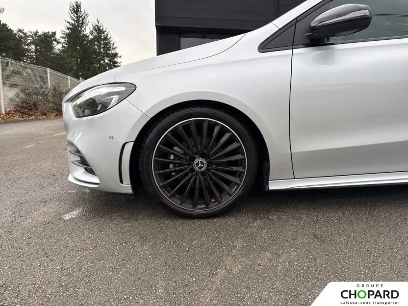 Image secondaire du véhicule 24