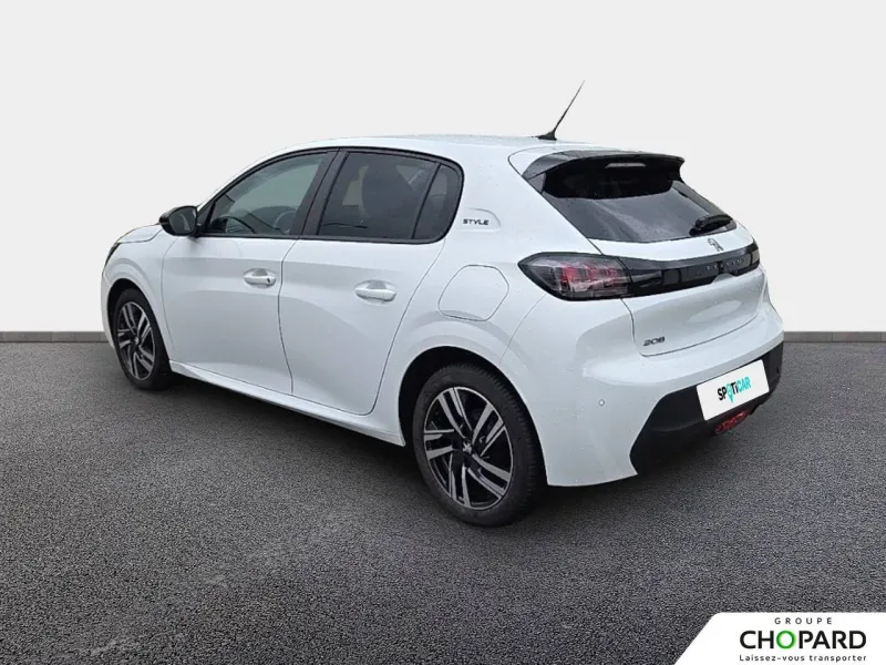 Image secondaire du véhicule 8