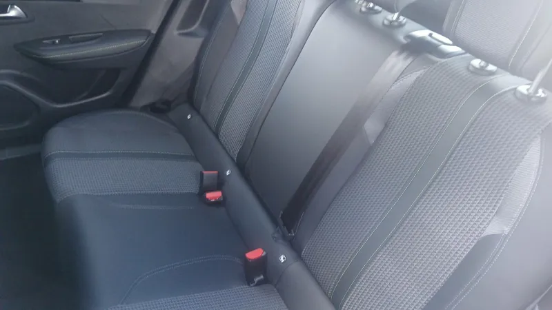 Image secondaire du véhicule 12