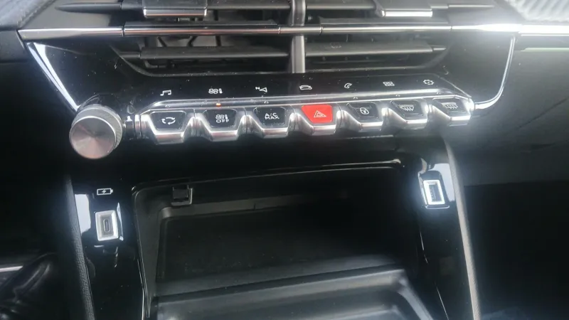 Image secondaire du véhicule 21