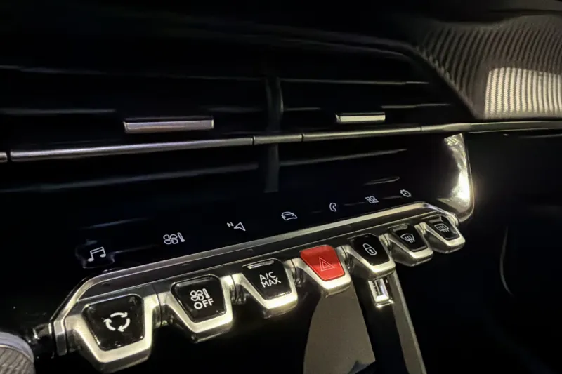 Image secondaire du véhicule 22