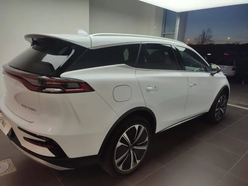 Image secondaire du véhicule 5