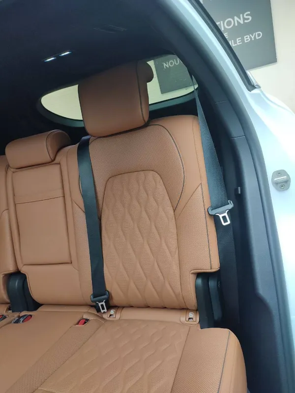 Image secondaire du véhicule 13