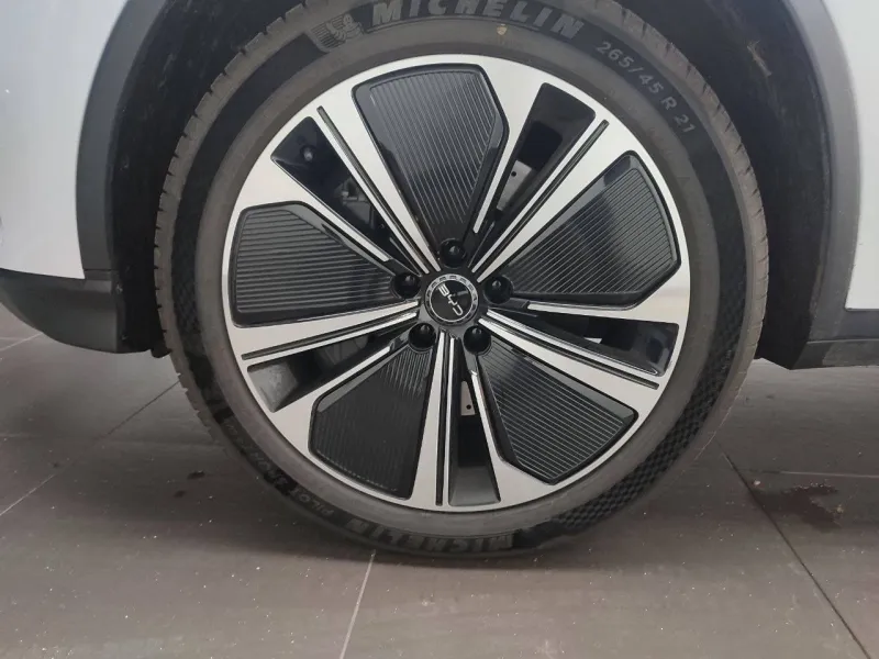 Image secondaire du véhicule 15