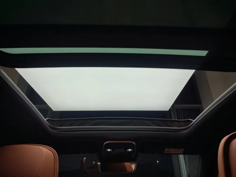 Image secondaire du véhicule 19