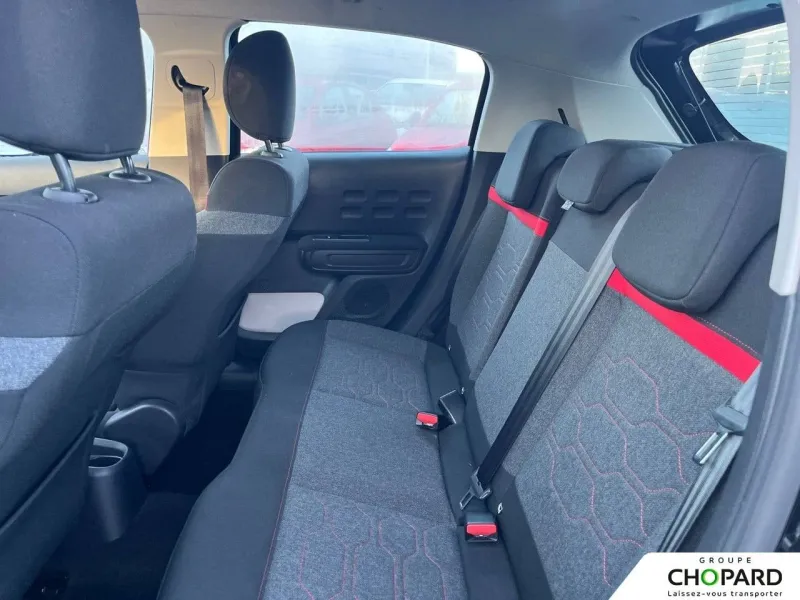 Image secondaire du véhicule 12