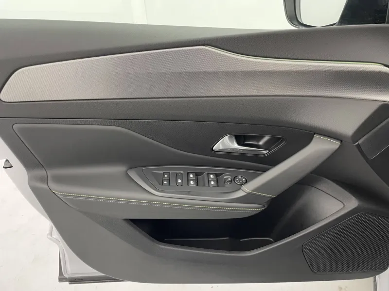 Image secondaire du véhicule 27