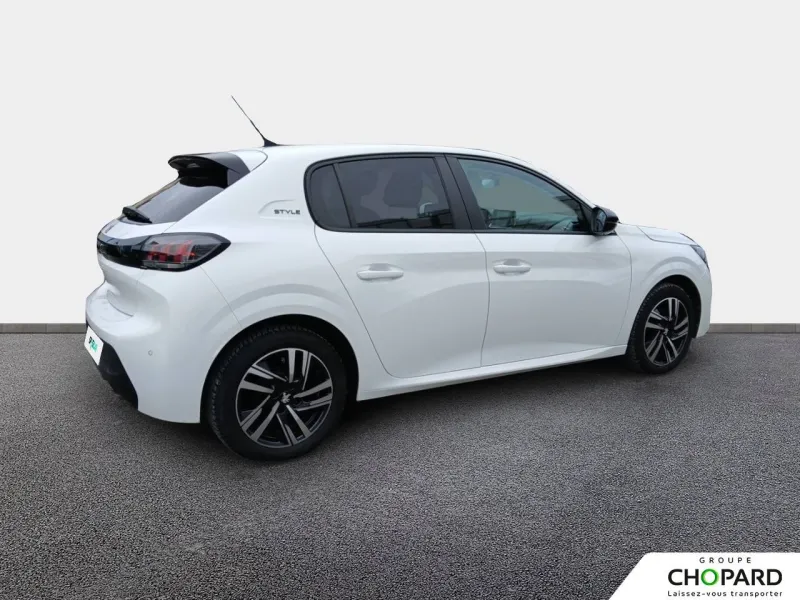 Image secondaire du véhicule 9