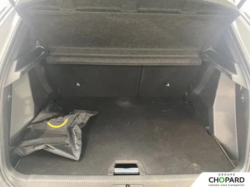 Image secondaire du véhicule 9