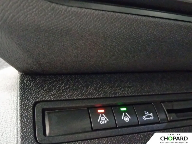 Image secondaire du véhicule 4