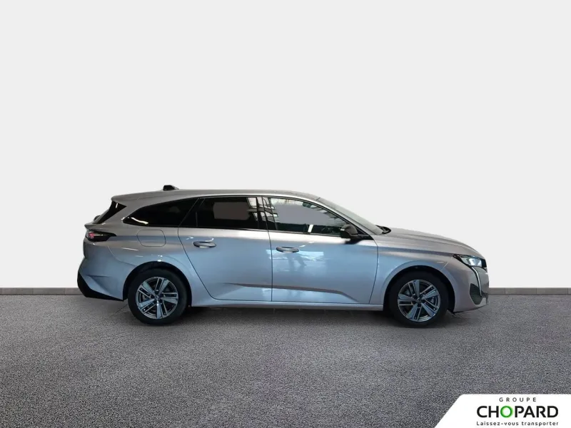 Image secondaire du véhicule 10