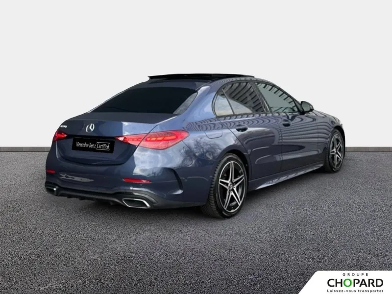 Image secondaire du véhicule 4