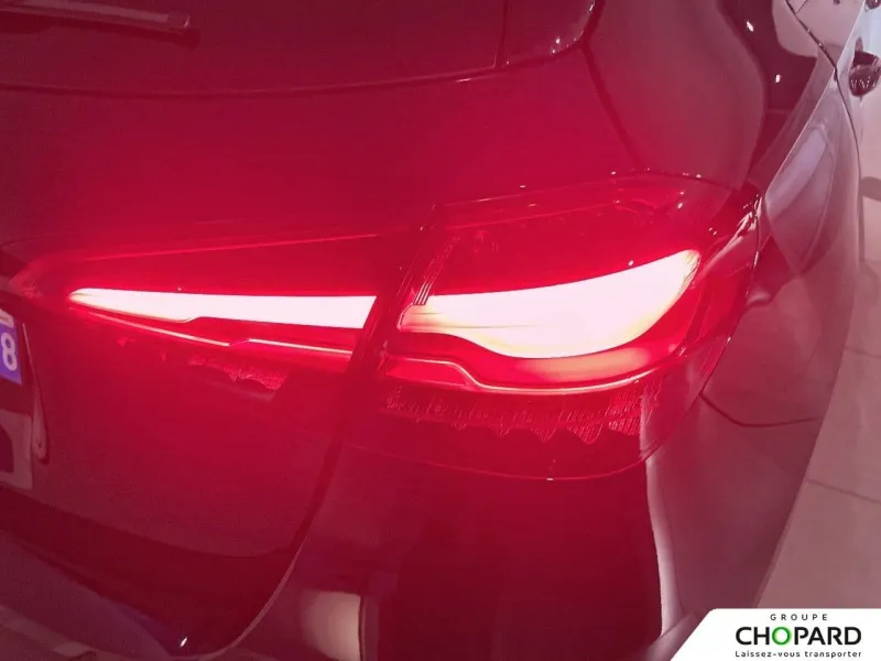 Image secondaire du véhicule 24