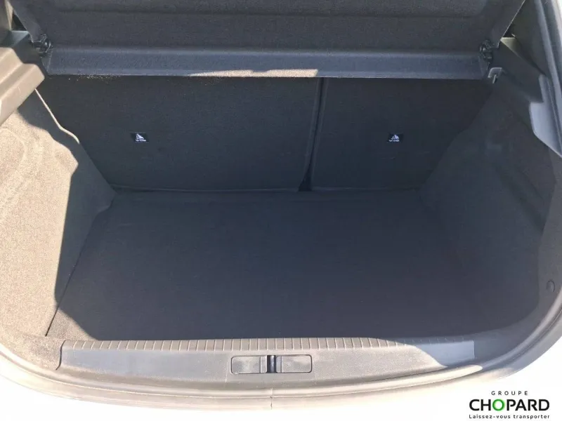 Image secondaire du véhicule 8