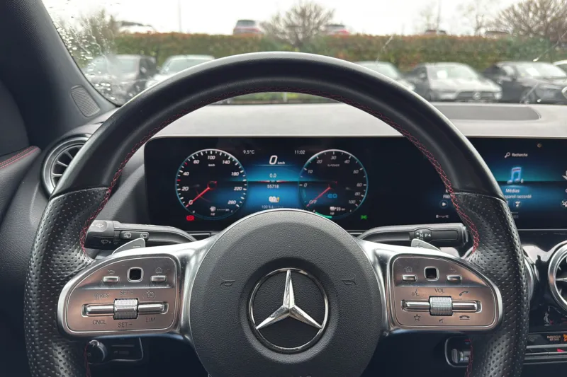 Image secondaire du véhicule 18