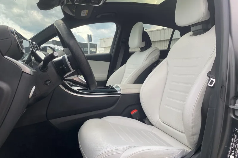 Image secondaire du véhicule 11