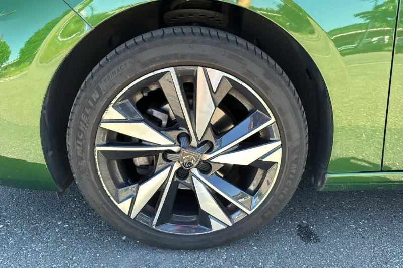 Image secondaire du véhicule 10