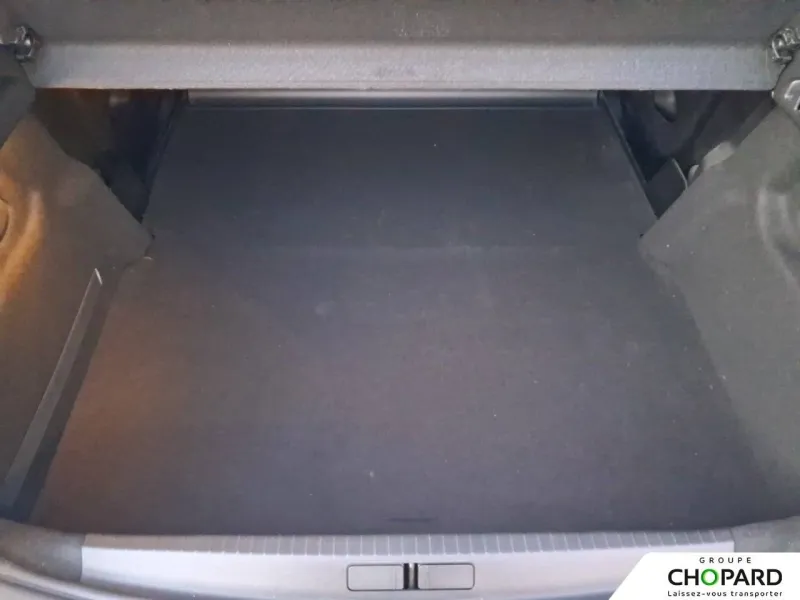 Image secondaire du véhicule 7