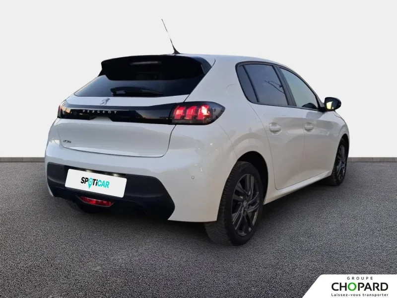 Image secondaire du véhicule 9