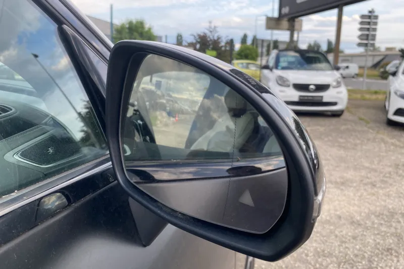 Image secondaire du véhicule 15