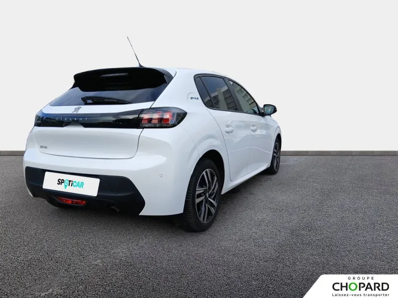 Image secondaire du véhicule 9