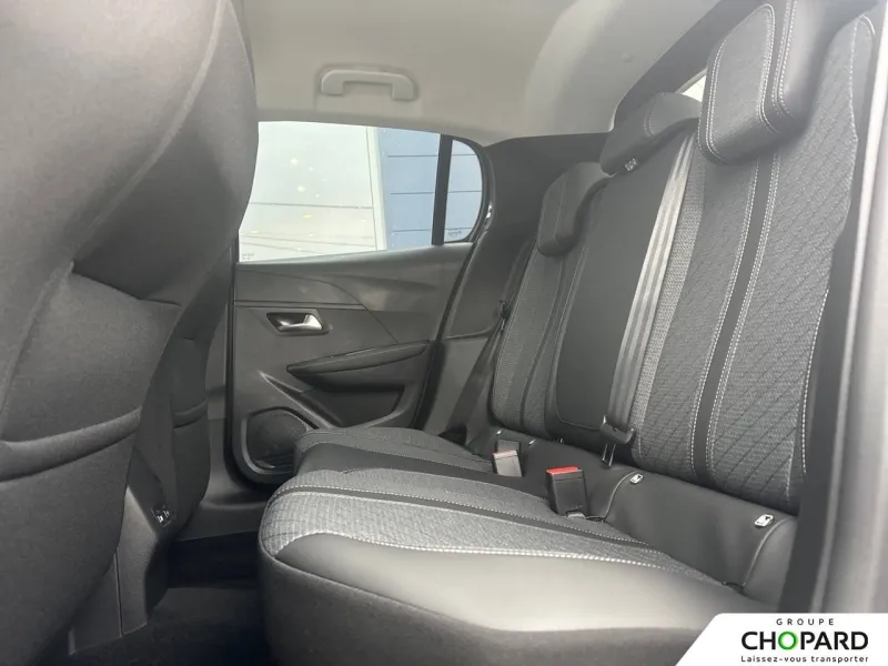 Image secondaire du véhicule 12