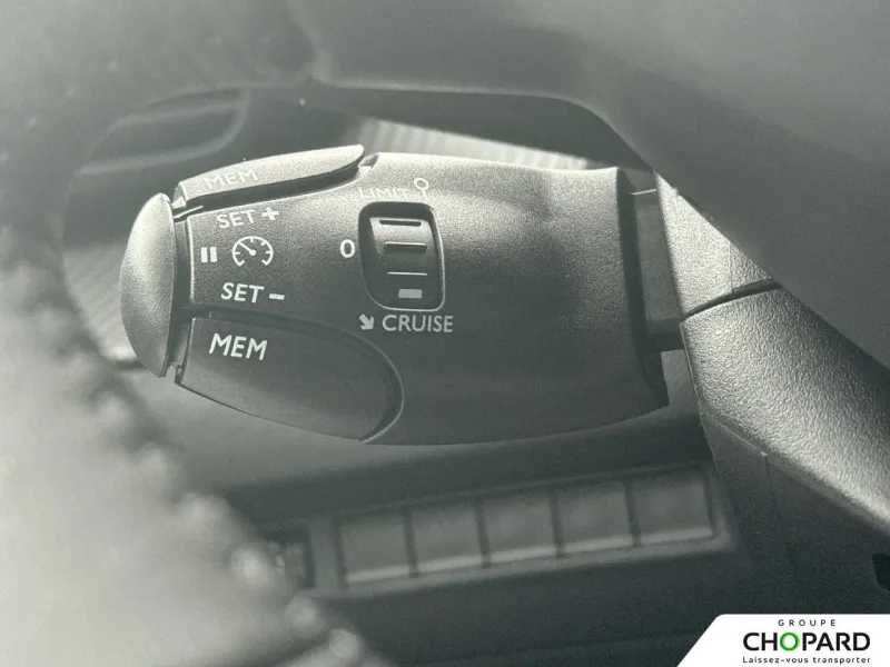 Image secondaire du véhicule 19